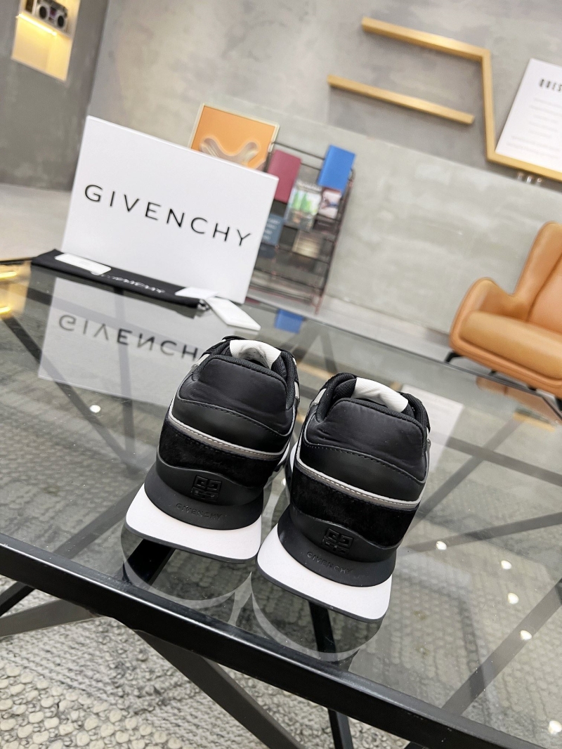 Givenchy Sneakers